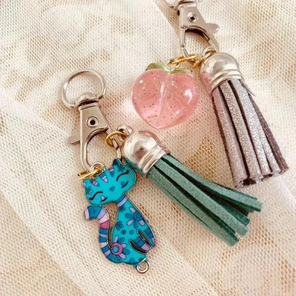 Kitty Cat & Pink Strawberry with Tassels Clip-on HandBag Backpack Phone Charms - Picture 1 of 5